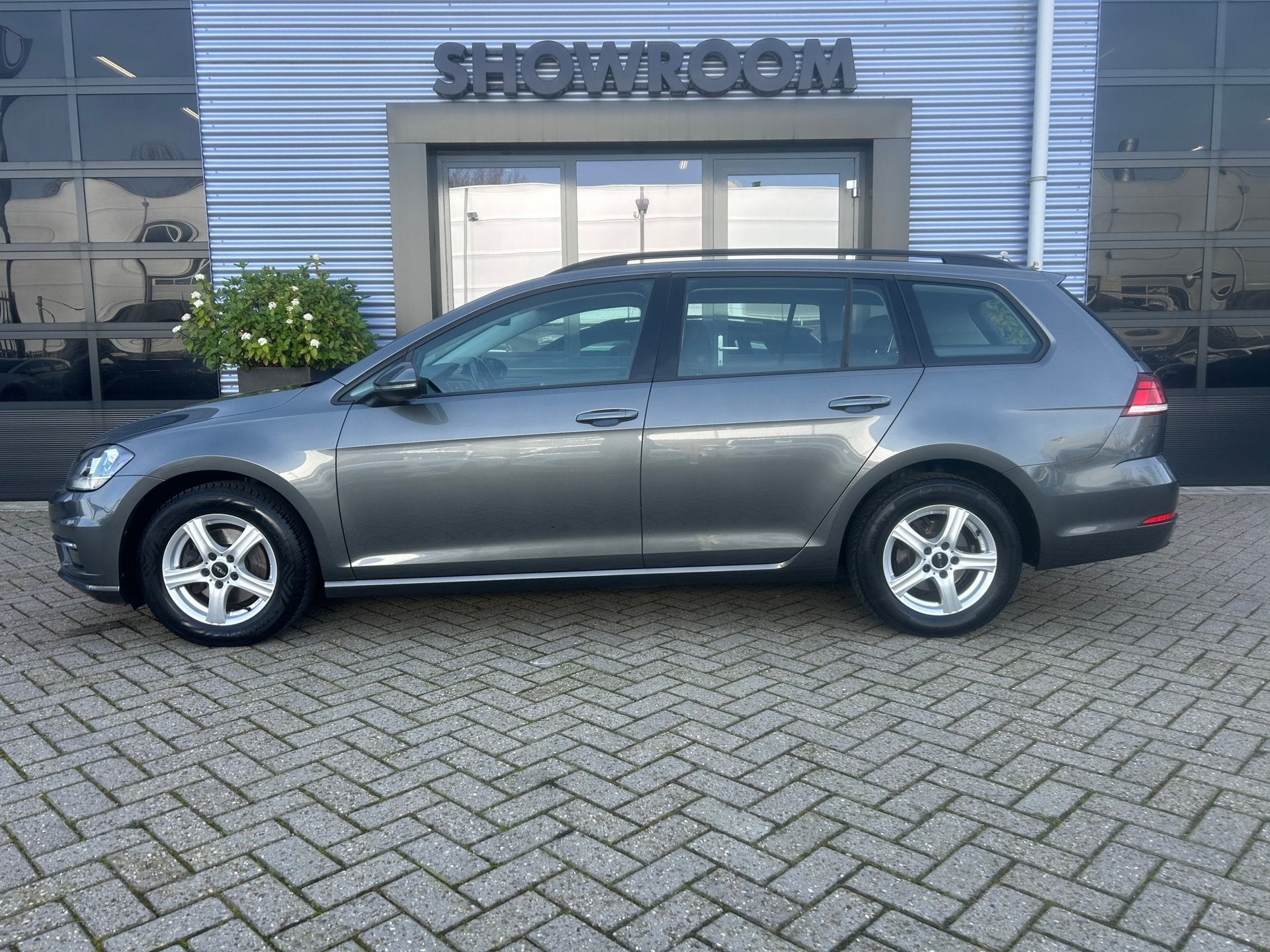 Volkswagen Golf Variant 1.0 TSI Comfortline ACC|Applecarplay, Voorwielaandrijving, Automatische klimaatregeling, Gebruikt, Origineel Nederlands