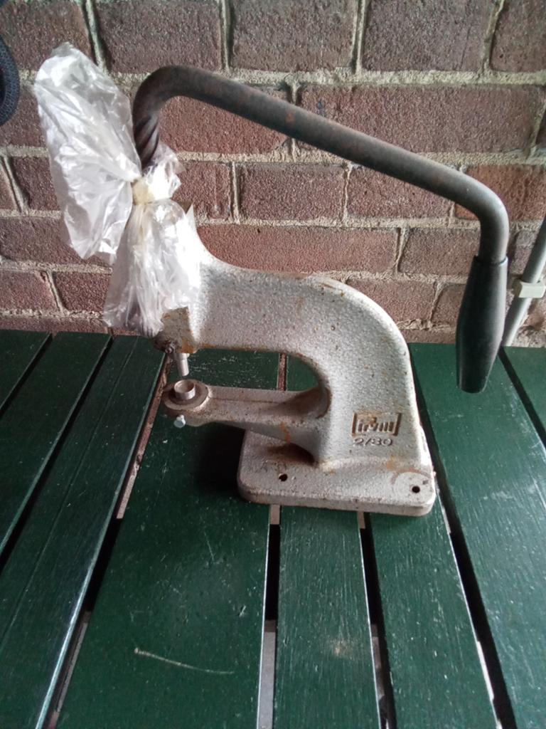 Vintage handpers Prym, Ophalen