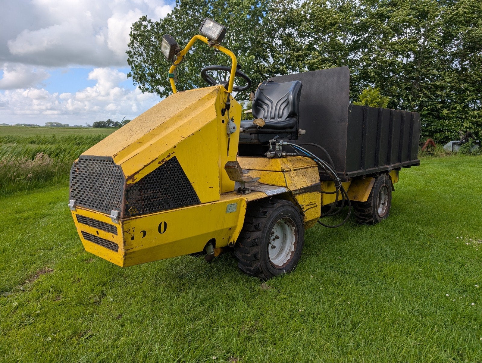 Zelfrijdende dumper. Opknapper, Tuin en Terras, Zitmaaiers, Ophalen