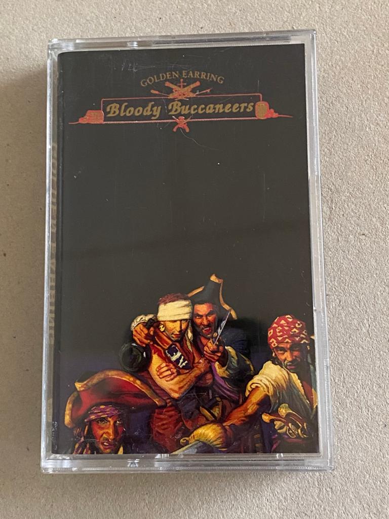 Golden Earring. Bloody Buccaneers. 1991. Origineel., 1 bandje, Ophalen of Verzenden, Zo goed als nieuw, Origineel