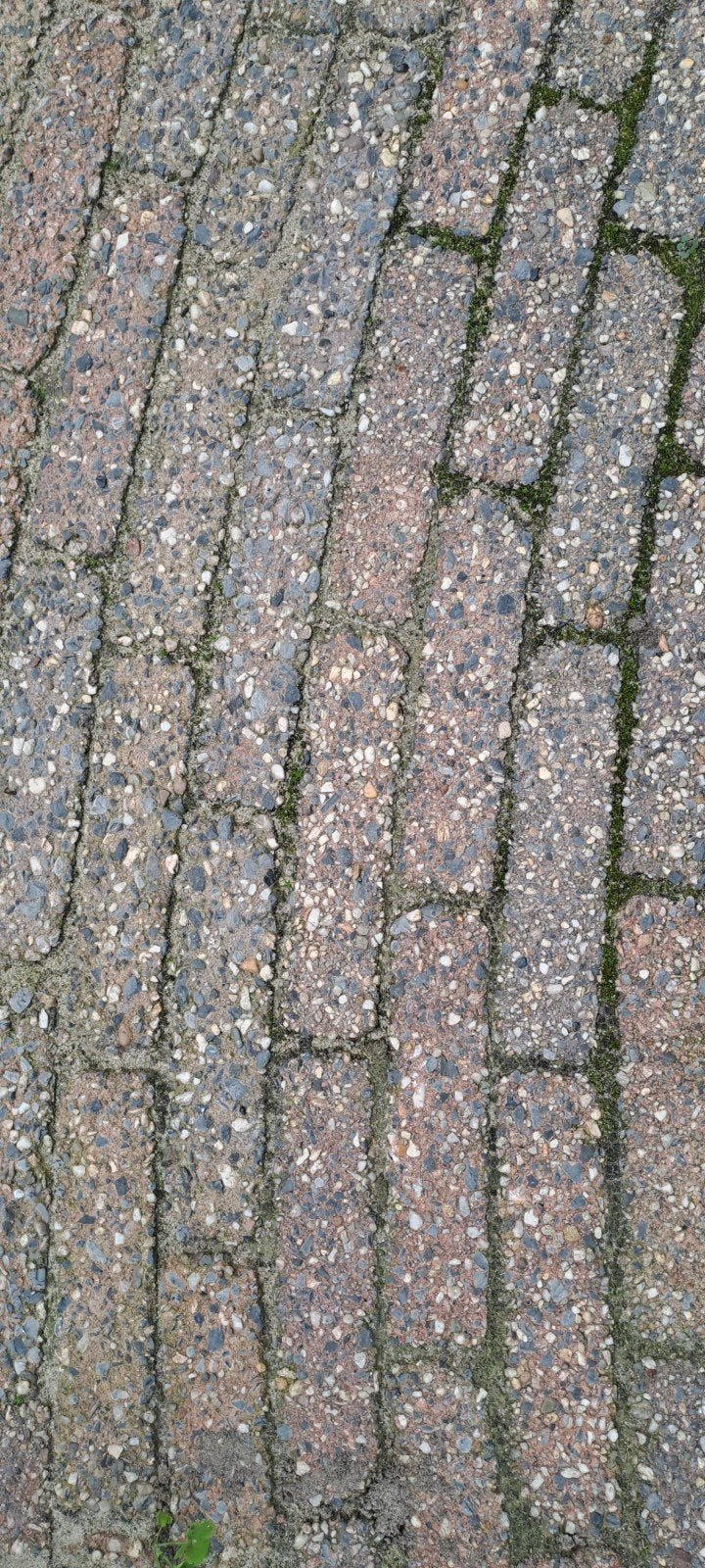 Gekleurde betonnen waaltjes 40m2 (20x5x7cm), Tuin en Terras, Ophalen, Gebruikt, Klinkers, 10 m² of meer