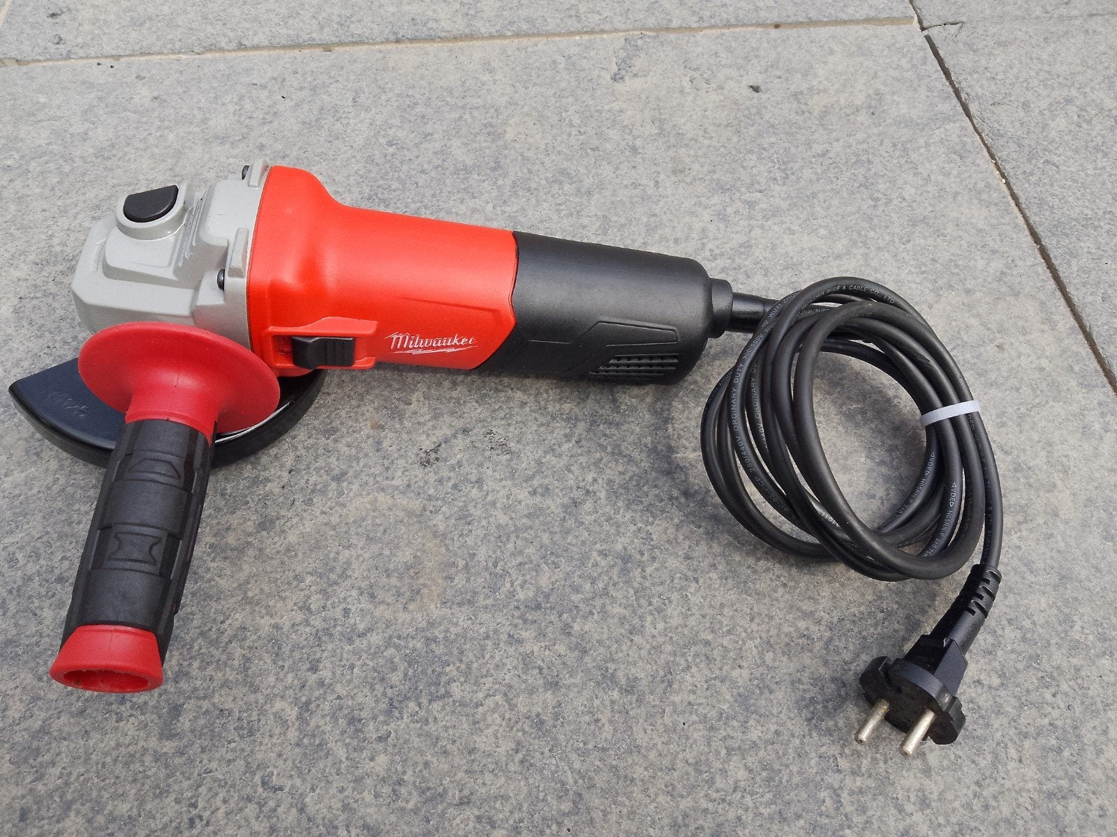 Milwaukee AG 800-125 E Haakse slijper 800W, Ophalen of Verzenden, Gebruikt, 700 tot 1000 watt, Haakse handslijpmachine