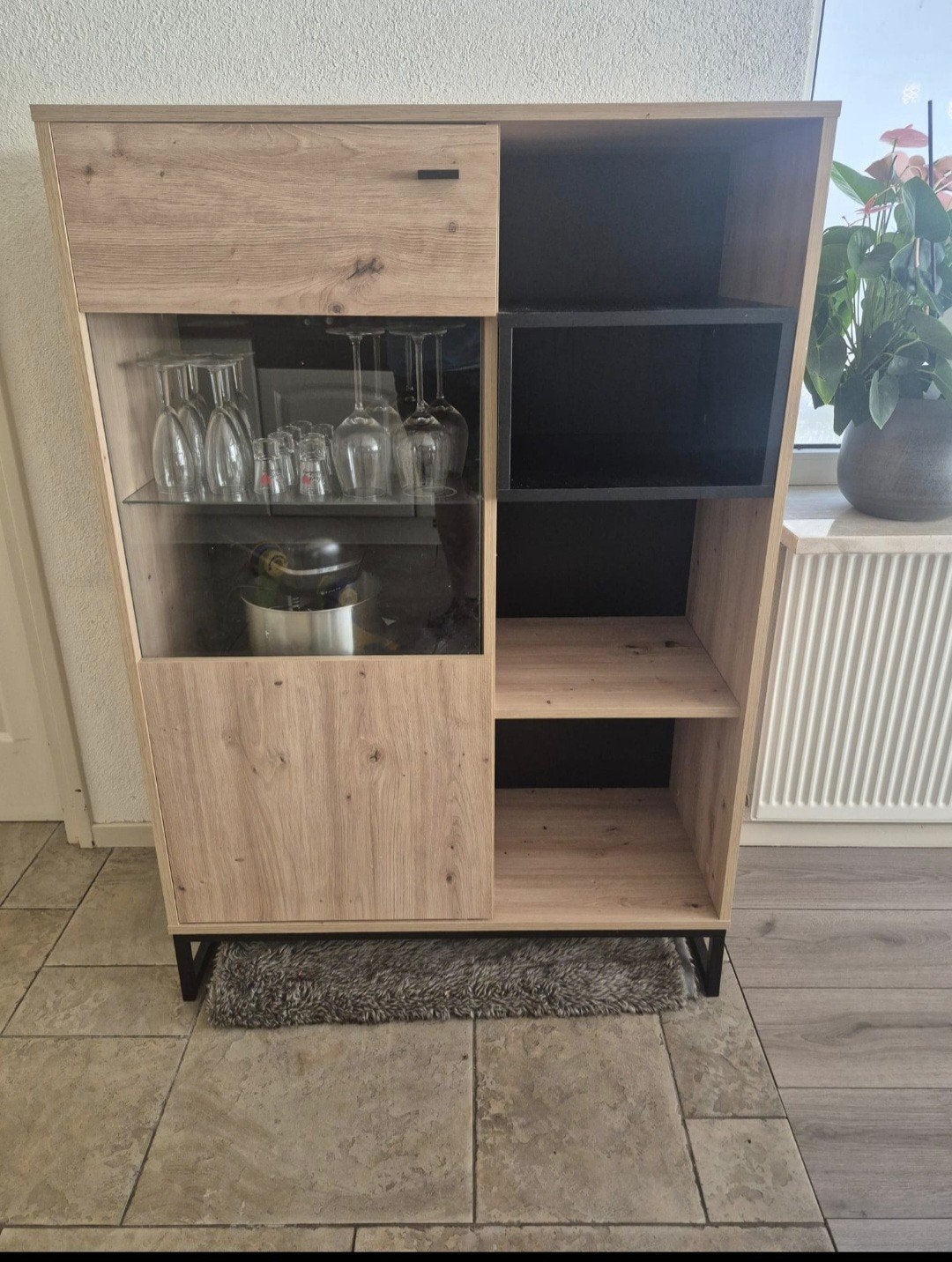 meubels!, Ophalen
