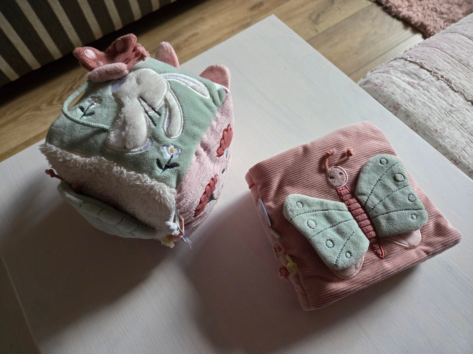 Little Dutch activiteitenboekje en -kubus, Kinderen en Baby's, Speelgoed | Babyspeelgoed, Ophalen of Verzenden, Zo goed als nieuw