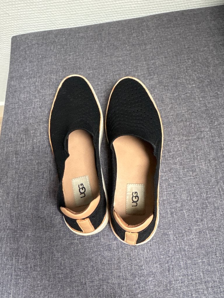 Ugg dames instappers, Kleding | Dames, Schoenen, UGG, Instappers, Ophalen of Verzenden, Zo goed als nieuw