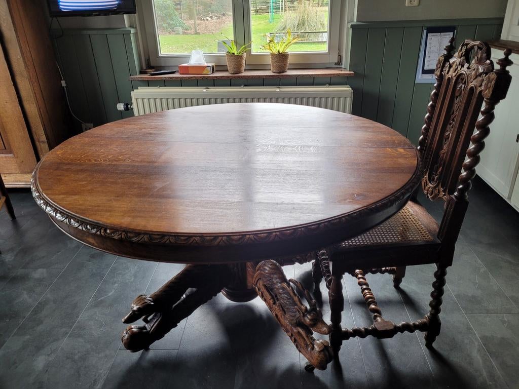 Te koop: antieke ronde tafel met 9 stoelen., Ophalen