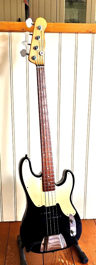 Fender Precision Bass Mike Dirnt (2007) - 60's project, Ophalen, Gebruikt, Elektrisch