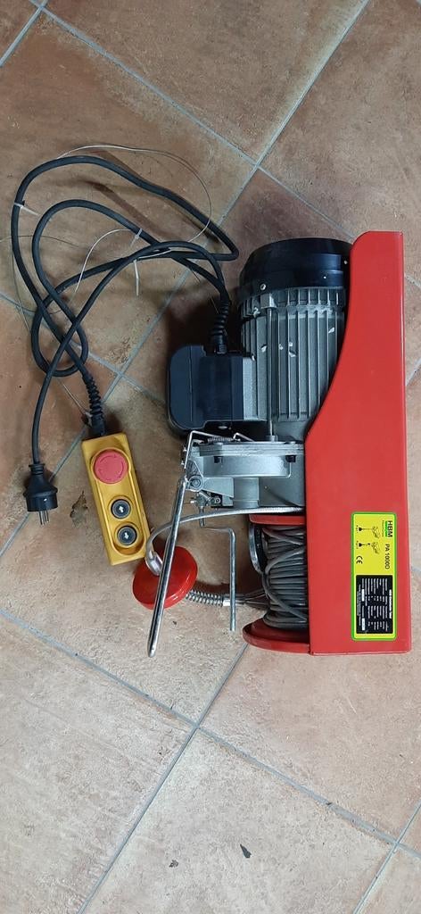 Elektrische Takel / Lier  990 kg nieuw, Ophalen of Verzenden, Zo goed als nieuw, Elektrisch