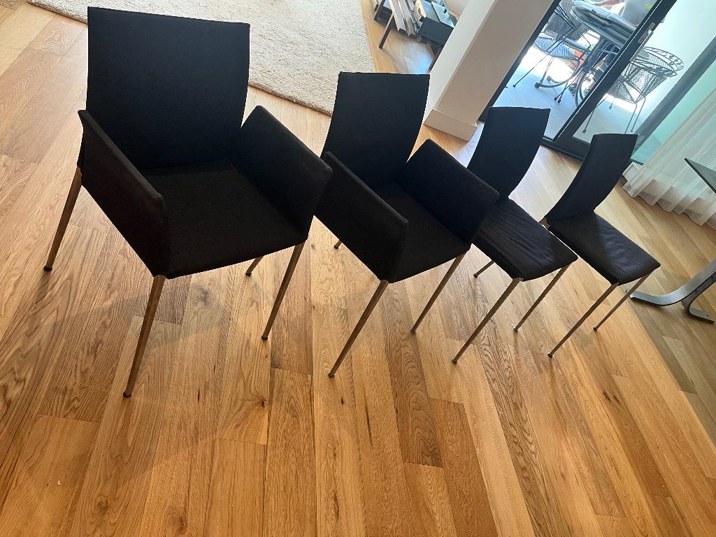 Zanotta Lia eetkamerstoelen – set van 4, Huis en Inrichting, Stoelen, Gebruikt, Vier, Metaal, Stof, Zwart, Ophalen
