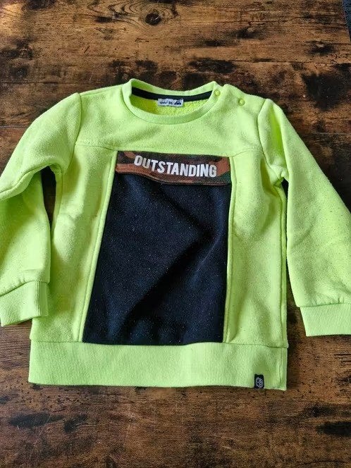 Neon groene trui outstanding maat 86 h3, Wibra, Truitje of Vestje, Onbekend, Ophalen of Verzenden