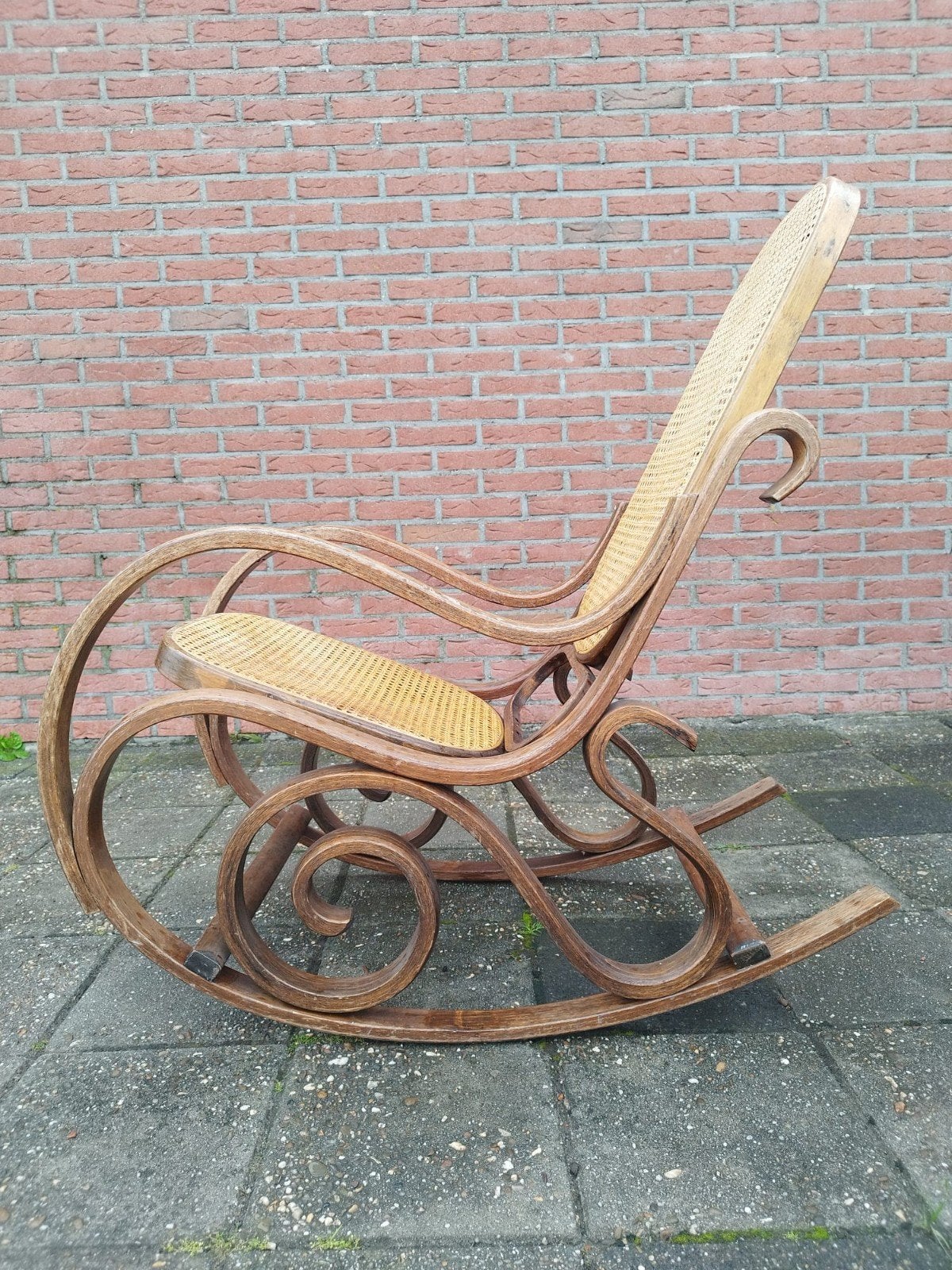 Thonet Bentwood Fameg Felicia antieke vintage klassieke scho, Ophalen, Gebruikt, Bruin, Eén