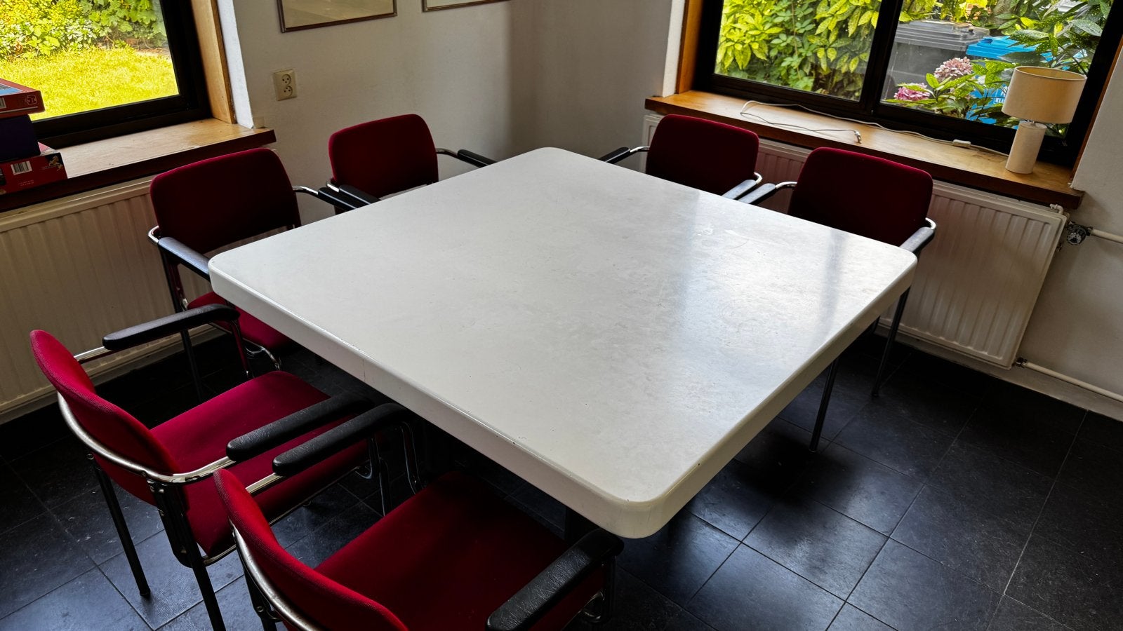 Witte tafel 1,40 x 1,40 m met demontabele stalen poten, Ophalen, Gebruikt, 100 tot 150 cm, Vierkant