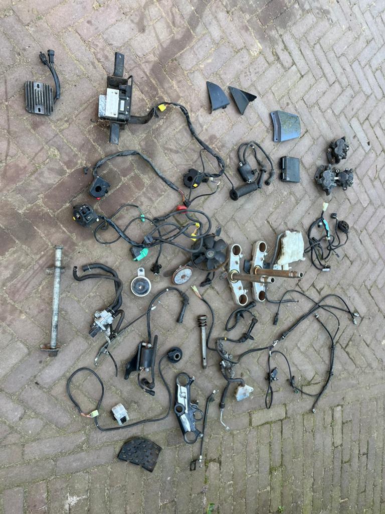 Onderdelen suzuki sv650 2006 en 2007, Verzenden, Gebruikt