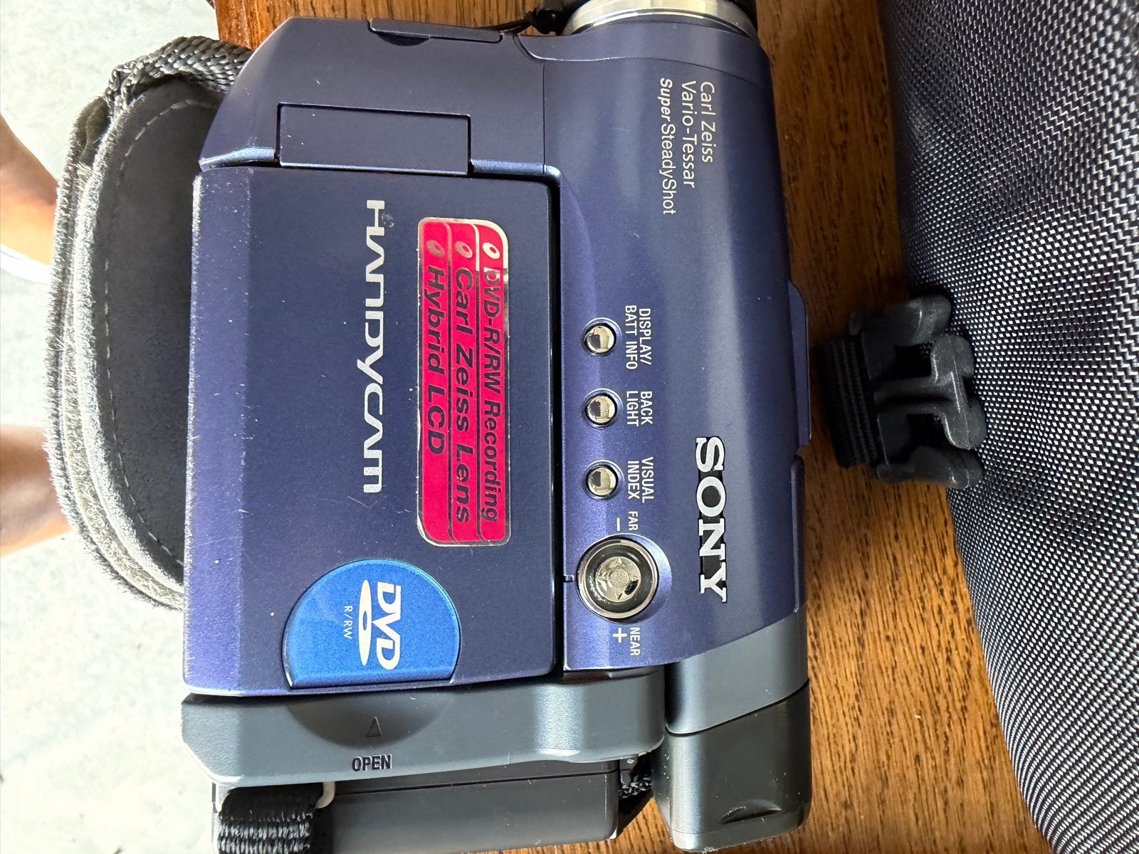 Sony Handycam DCR-DVD101 DVD Camcorder met tas, Audio, Tv en Foto, Gebruikt, Dvd, Sony, Camera