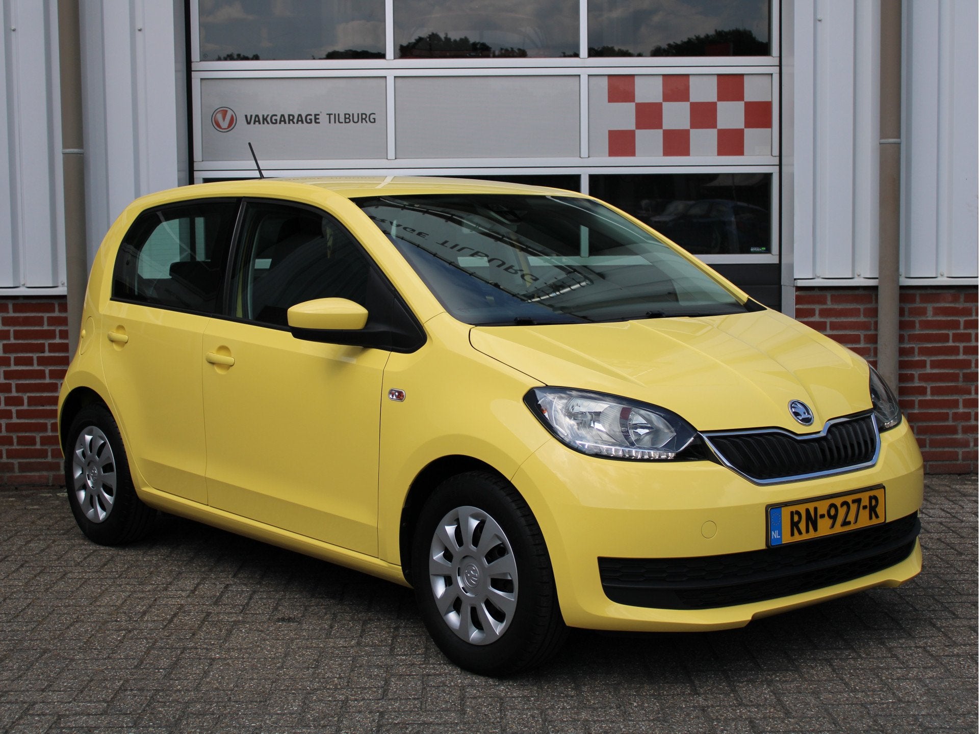 Skoda Citigo 1.0 Greentech Ambition CruiseControl/Bluetooth/, Auto's, Stof, Gebruikt, Euro 6, 60 pk