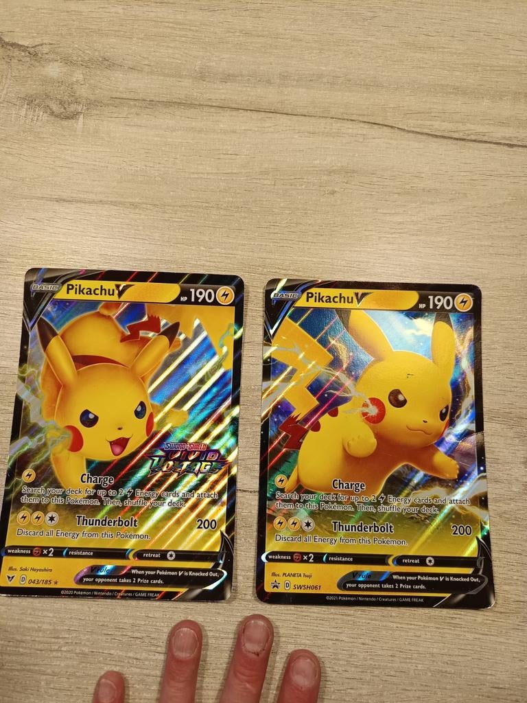 Pikachu V Pokémon kaarten, Ophalen of Verzenden