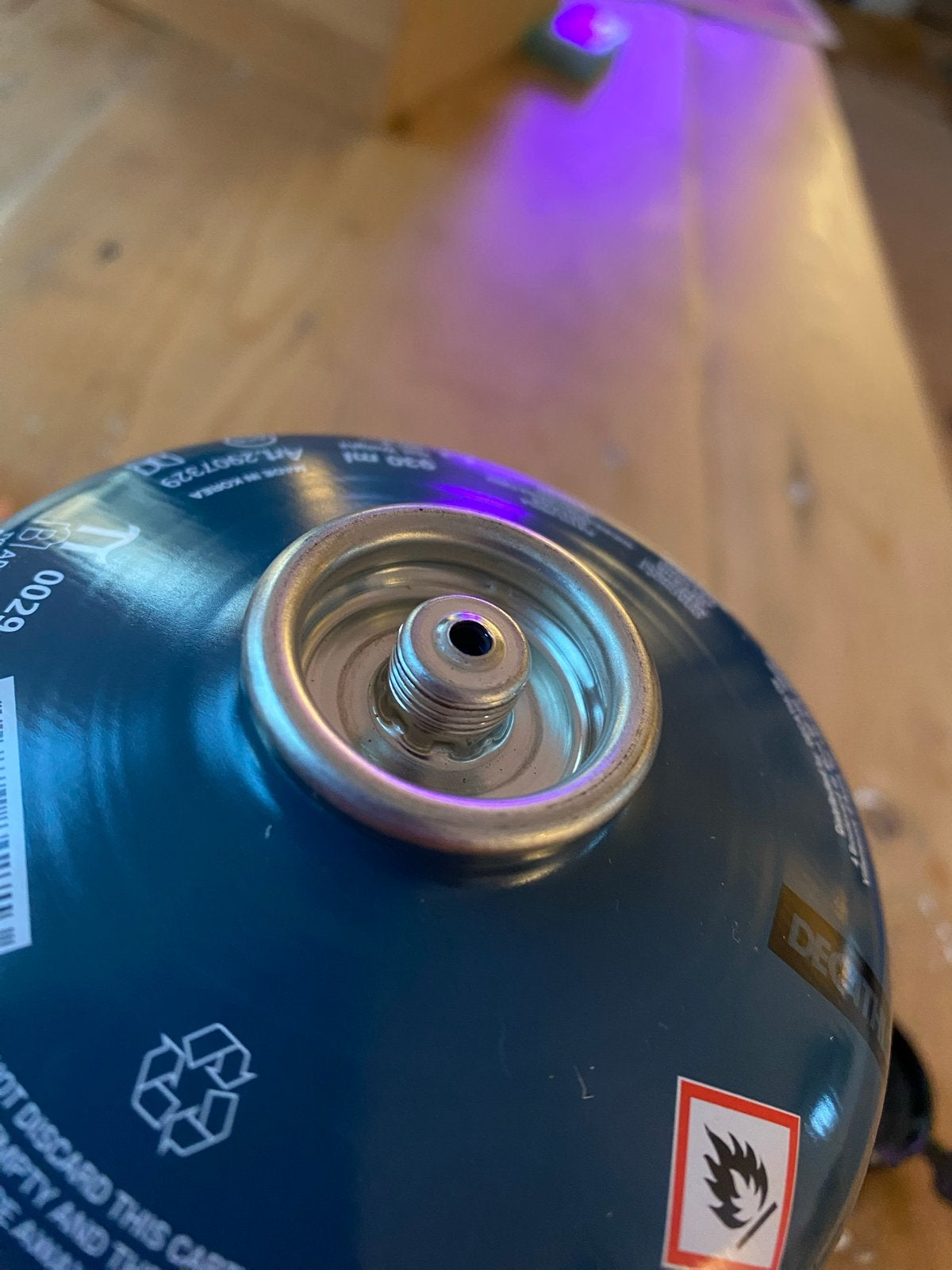 Camping gasbusje - Decathlon 930 ml, Caravans en Kamperen, Ophalen, Nieuw