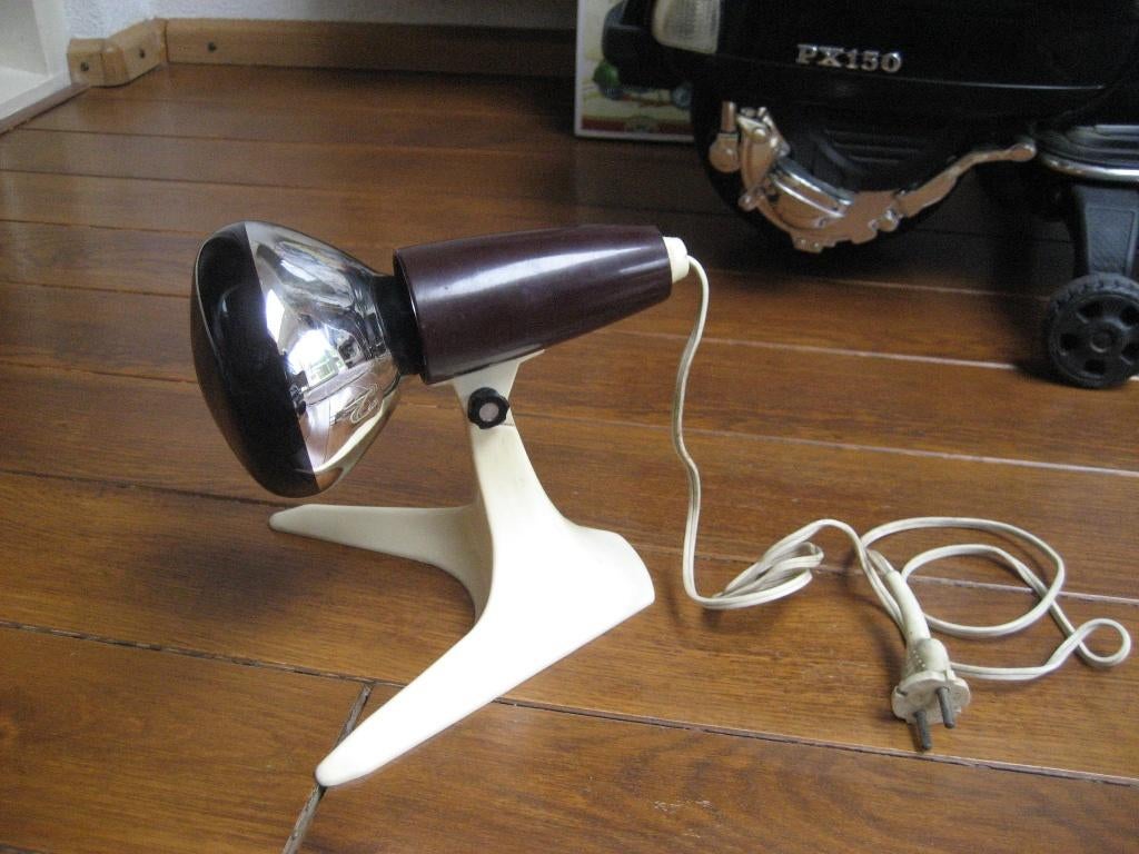 Retro zonnelamp bakkeliet bruin met witte poot, Ophalen of Verzenden