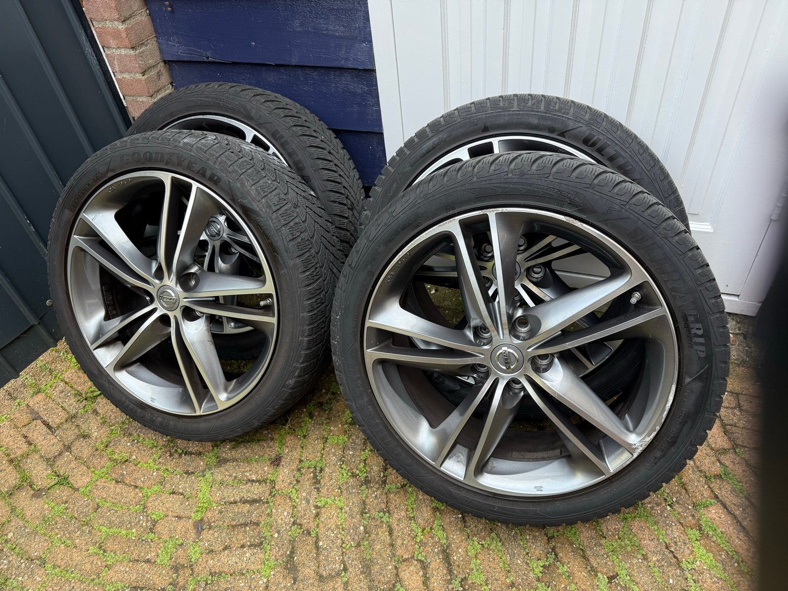 19 inch Velgen met winterbanden Nissan Qashqai, Juke, Leaf