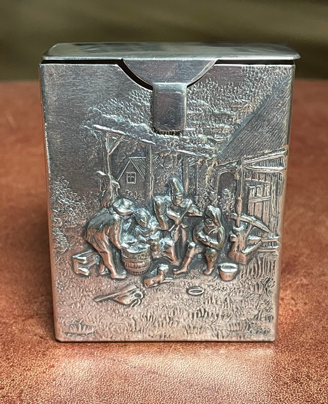 Verzilverde sigarettenhouder Hans Jensen Denmark, Antiek en Kunst, Ophalen of Verzenden, Zilver