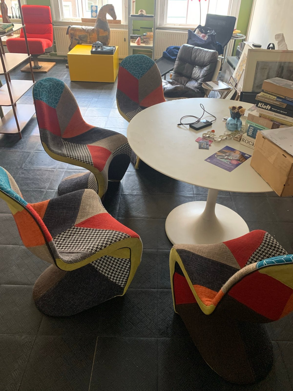 4 iconische design stoelen Panton /Vitra  patchwork, Huis en Inrichting, Ophalen, Gebruikt, Overige kleuren, Vier