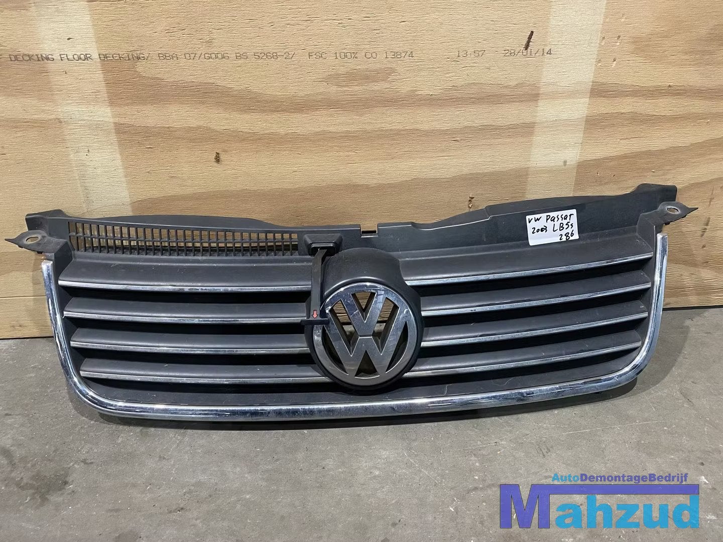 VW PASSAT 3B3 B5.5 gril grille 2000-2005 3B0853651H, Gebruikt, Volkswagen, Volkswagen AG, Berliner Ring 2
38440  Wolfsburg, DE