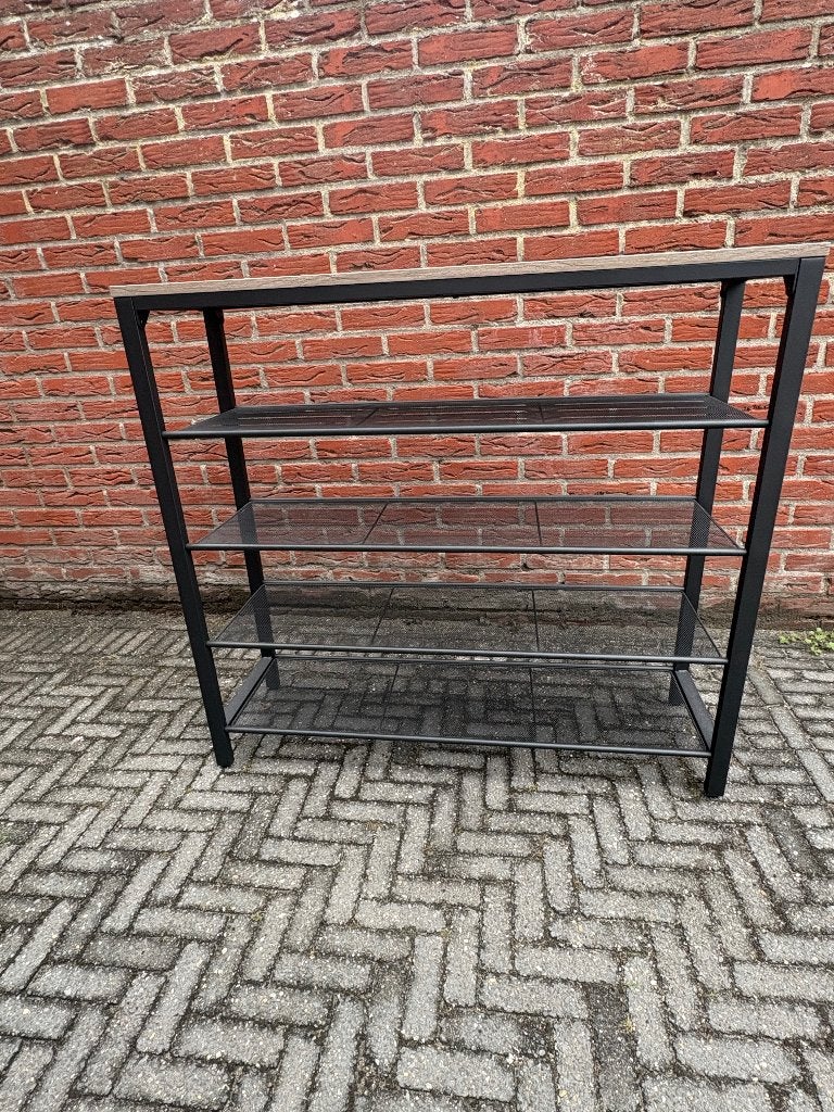 Schoenenrek, Ophalen, Zo goed als nieuw