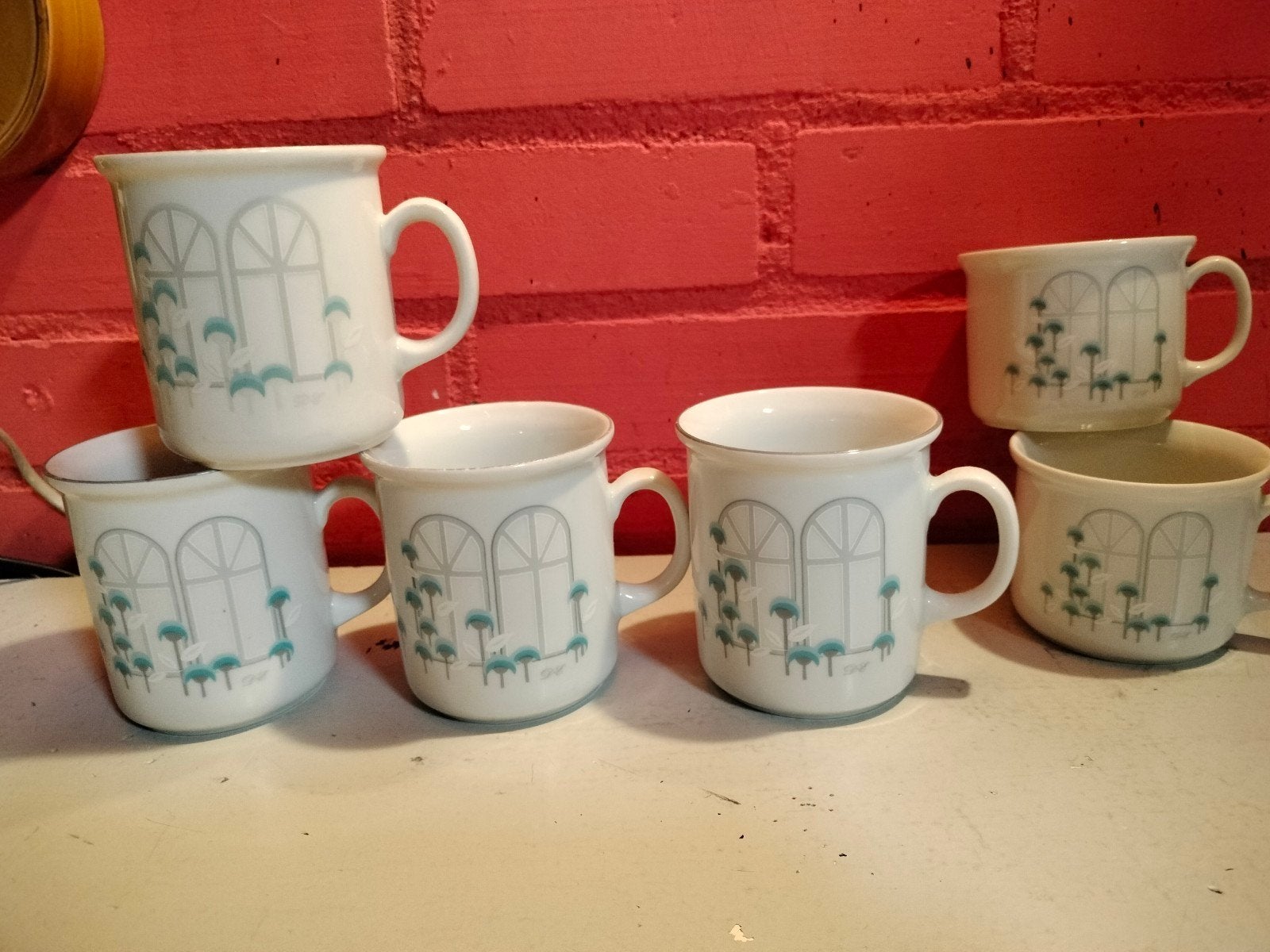 Vintage servies Douwe Egberts, Antiek en Kunst, Antiek | Servies compleet, Ophalen of Verzenden