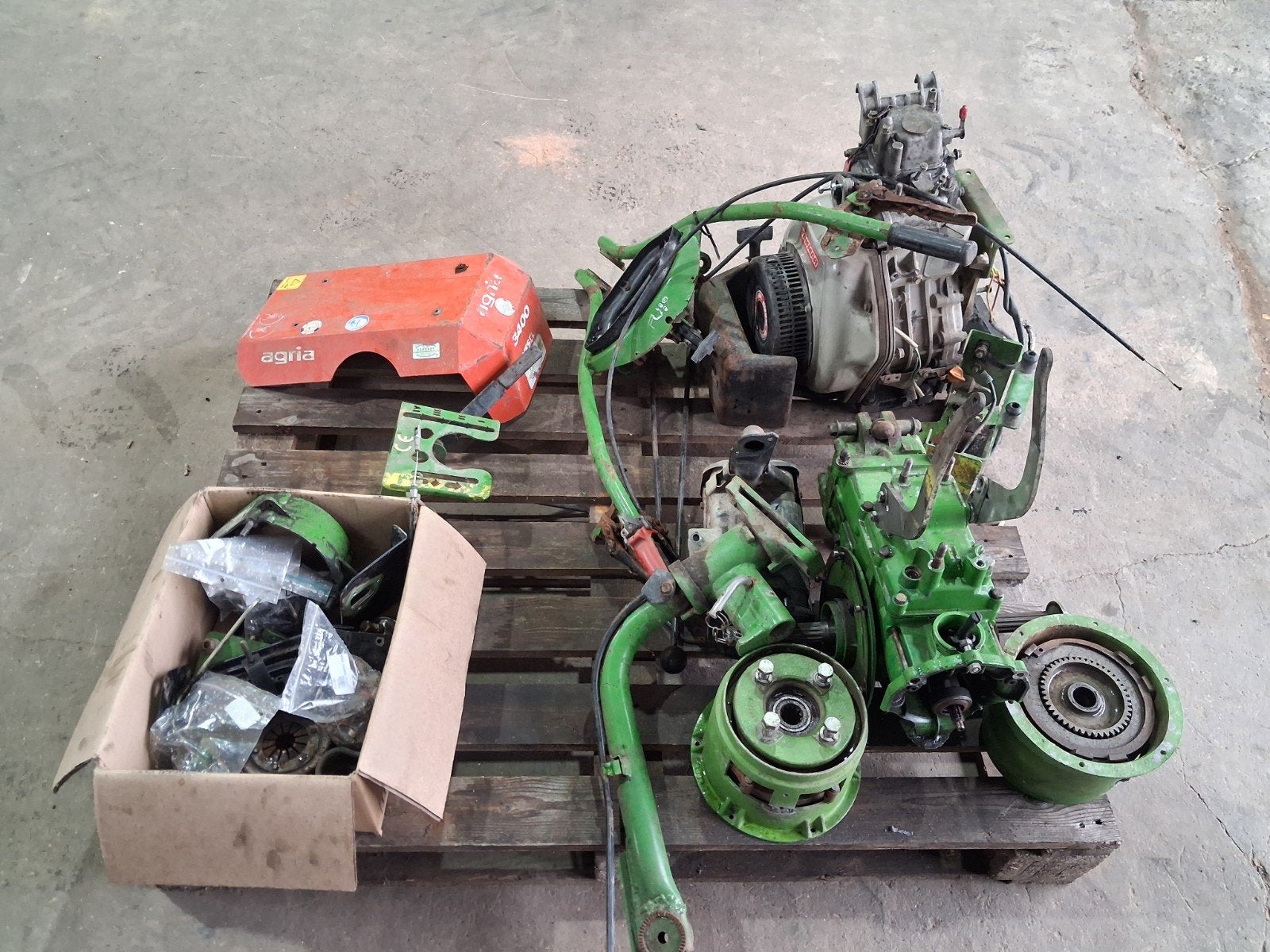 Agria 3400 onderdelen, Ophalen