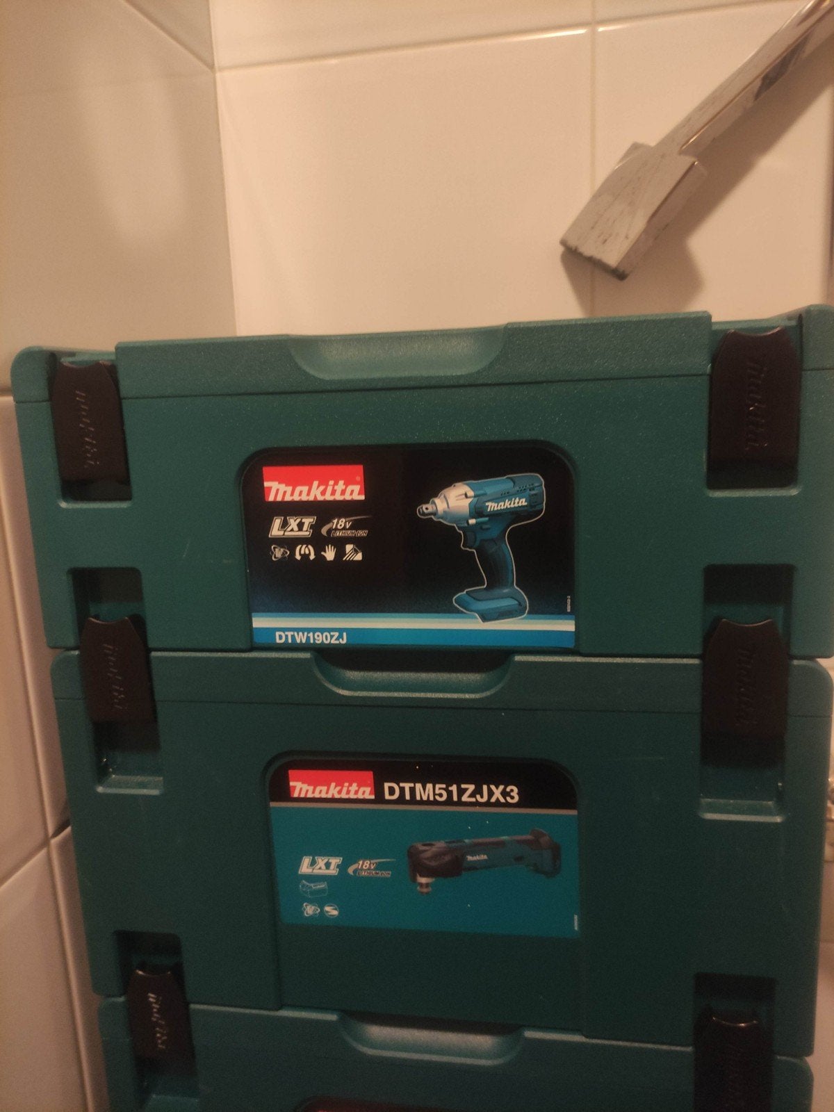 Makita M box 2 en M box 3, Doos, Minder dan 50 cm, Ophalen of Verzenden, Minder dan 40 cm