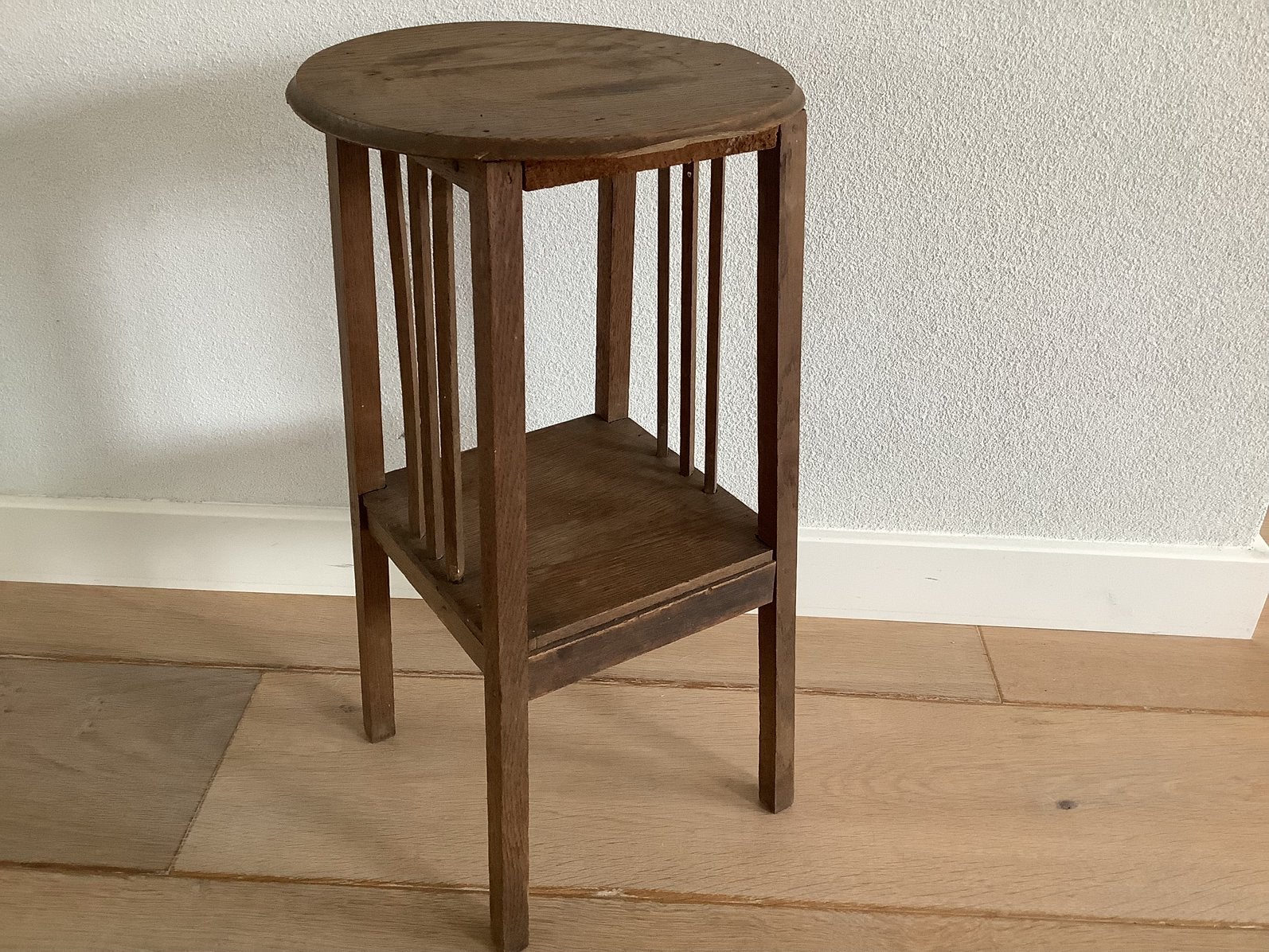 Antiek eikenhouten plantentafeltje, Ophalen of Verzenden, Zo goed als nieuw, Hout