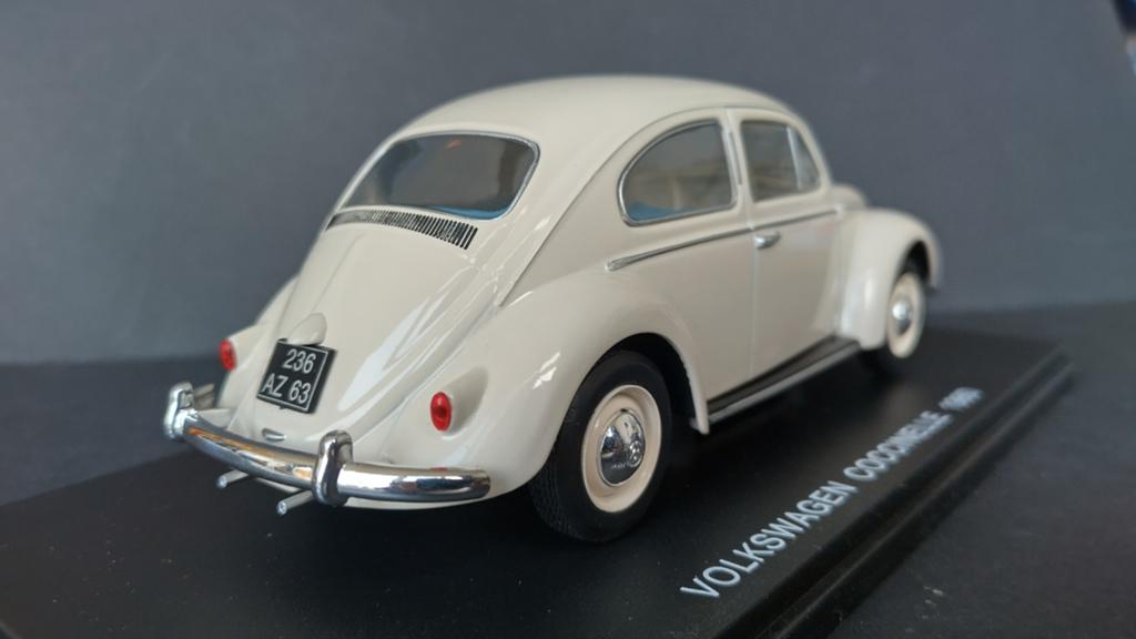 Volkswagen VW kever Coccinelle 1:24 Hachette Pol, Overige merken, Auto, Verzenden, .