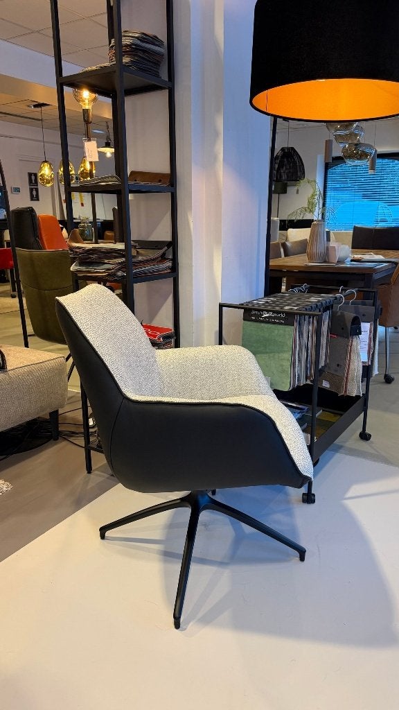 Bree's New World fauteuil Kiq leer/stof | Woonloods Dongen, Ophalen, Minder dan 75 cm, Zo goed als nieuw, Leer