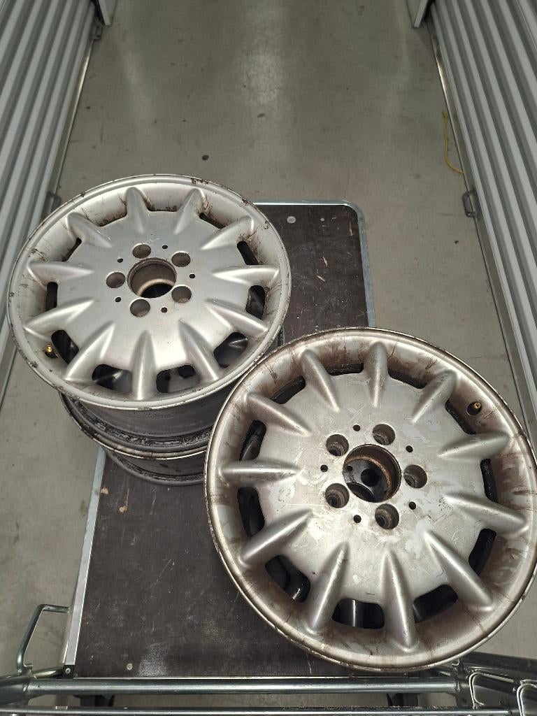 Originele W210 Putdeksel Mercedes velgen E-klasse, Ophalen, Gebruikt, Velg(en), 16 inch