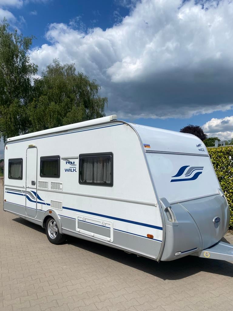 Wilk 490SE /Enkele bedden/Thule luifel/Voortent/ Auto. Mover, 2 aparte bedden, Rondzit, Bedrijf, 4 tot 5 meter