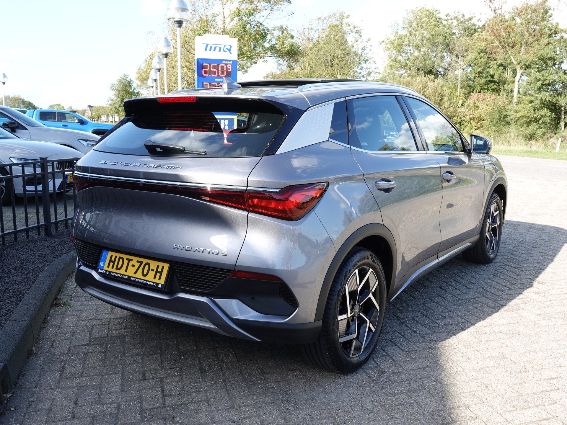 BYD ATTO 3 Comfort 60 kWh H-LEER | PANO | NL-AUTO | NAVI, Auto's, Gebruikt, 338 min, 204 pk, SUV of Terreinwagen