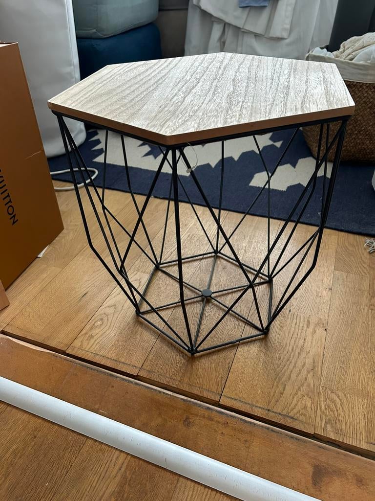 Tafeltje mand met deksel, Minder dan 55 cm, Gebruikt, Overige vormen, Ophalen