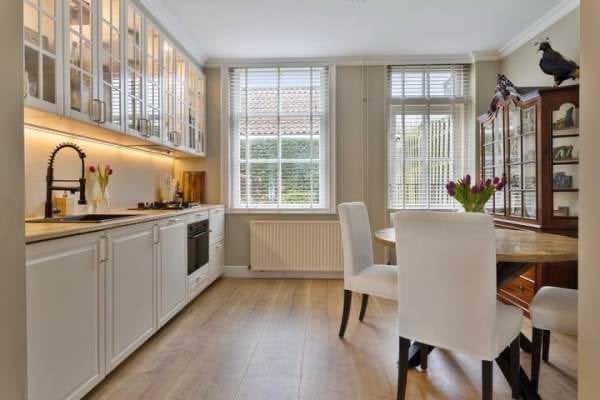 Ronde Houten Eettafel, Ophalen, Rond, Industrieel / Landelijk, Zo goed als nieuw