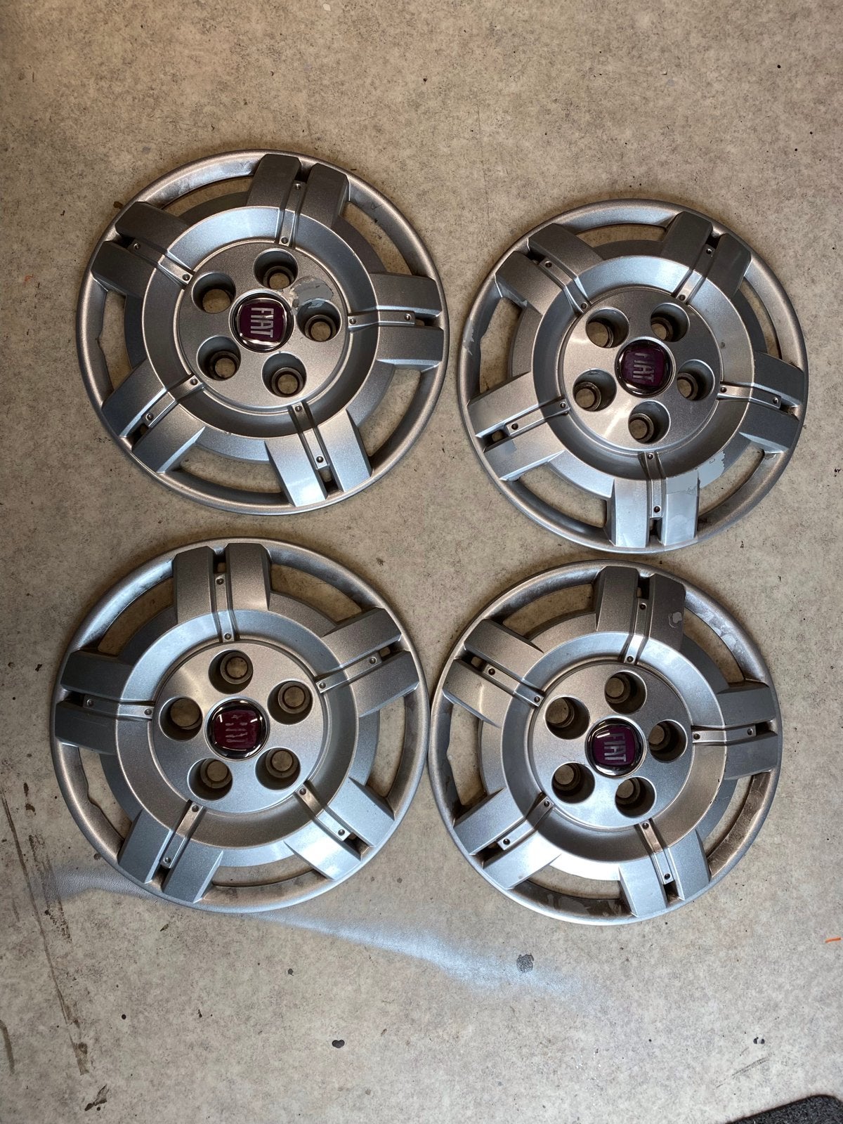 Set van 4 Fiat Ducato 16” wieldoppen - Gebruikt, Ophalen of Verzenden, Gebruikt