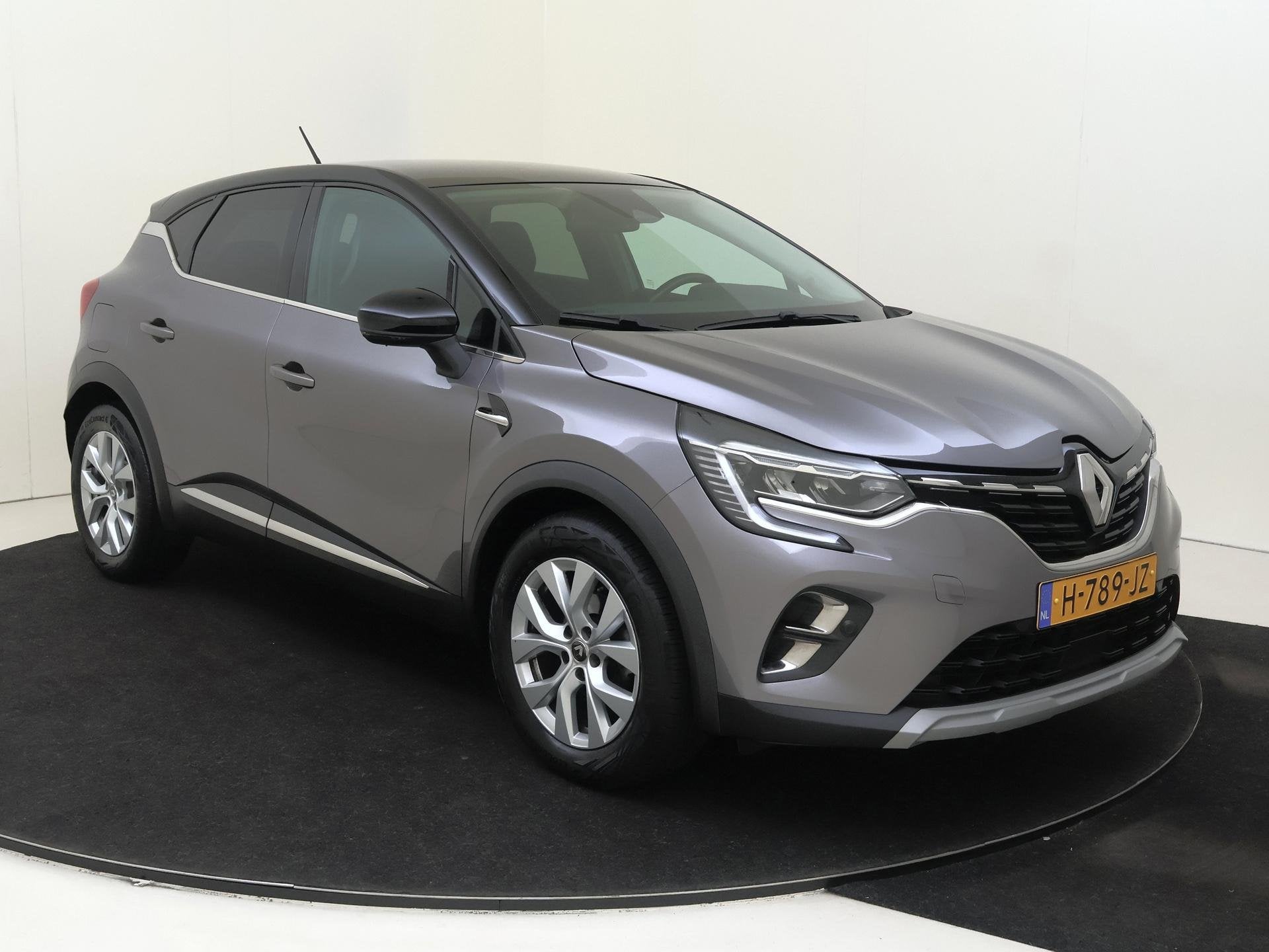 Renault Captur 1.3 TCe 130 Intens Automaat| Pack Easy Link |, Stof, Gebruikt, Euro 6, 4 cilinders
