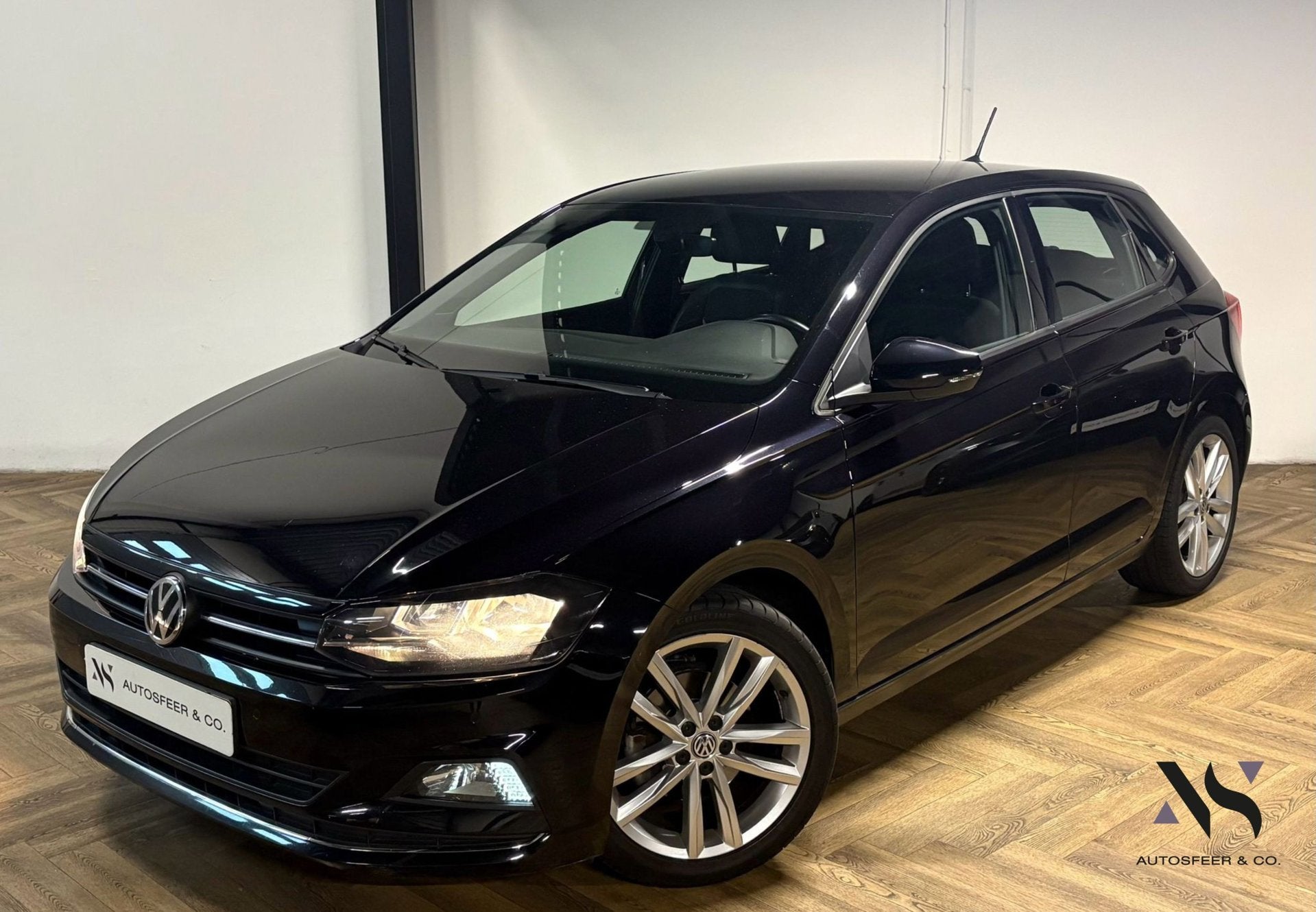 Volkswagen Polo 1.0 TSI Highline PDC CARPLAY, Auto's, Gebruikt, Euro 6, Origineel Nederlands, Bedrijf