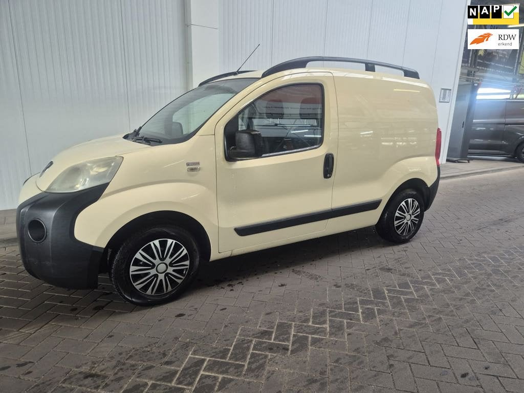 Peugeot Bipper 1.4 HDI – Airco – Nette bedrijfsauto –, Auto's, Voorwielaandrijving, Gebruikt, 4 cilinders, 400 kg
