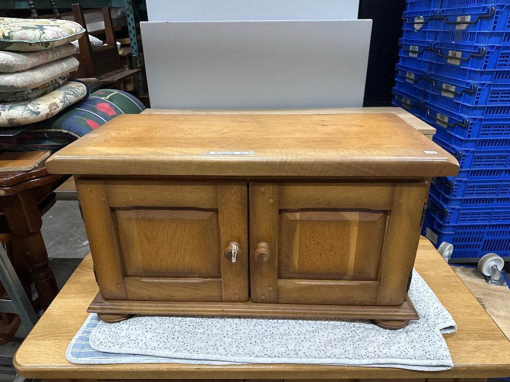 Tv kast MP422 WD-028, Ophalen, 50 tot 100 cm, Zo goed als nieuw, 3 of 4 laden