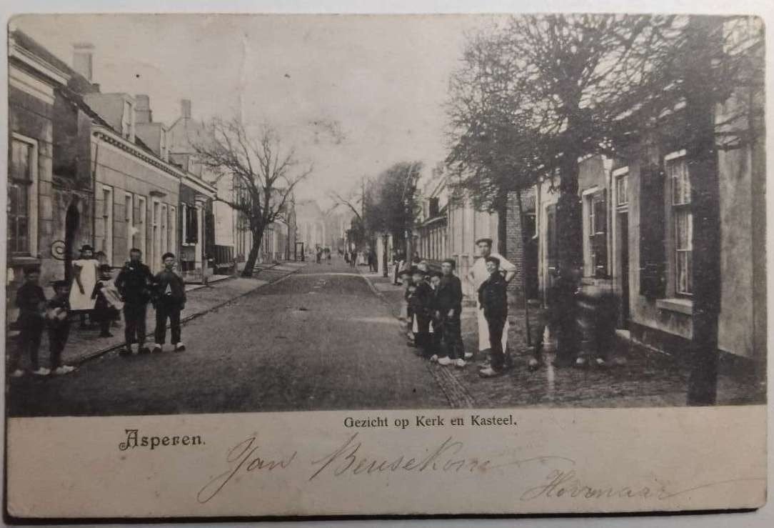 Asperen (Voorstraat) – Met dorpsjeugd, 1904, Ophalen of Verzenden, Voor 1920, Gelopen, Zuid-Holland