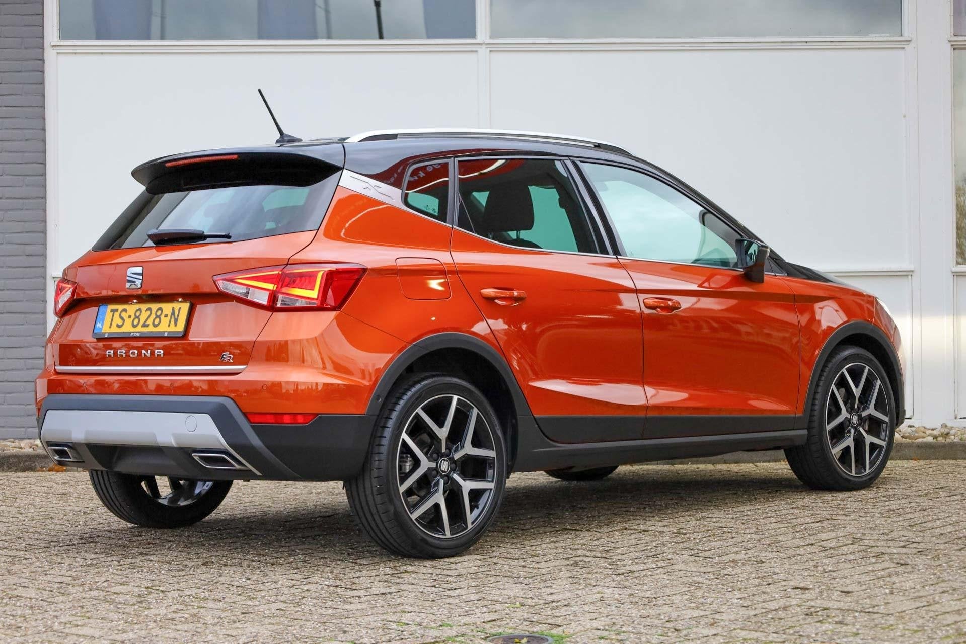 SEAT Arona 1.0 TSI 115pk DSG FR Business Intense | Achteruit, 12 maanden, Stof, Overige kleuren, 116 pk