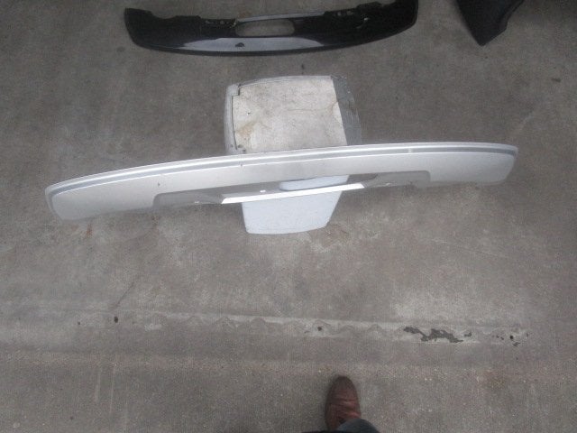 diffuser xc40 achterbumper 32293855 32227928 zilver, Auto-onderdelen, Gebruikt, Volvo, Info@volvo.com, Zweden