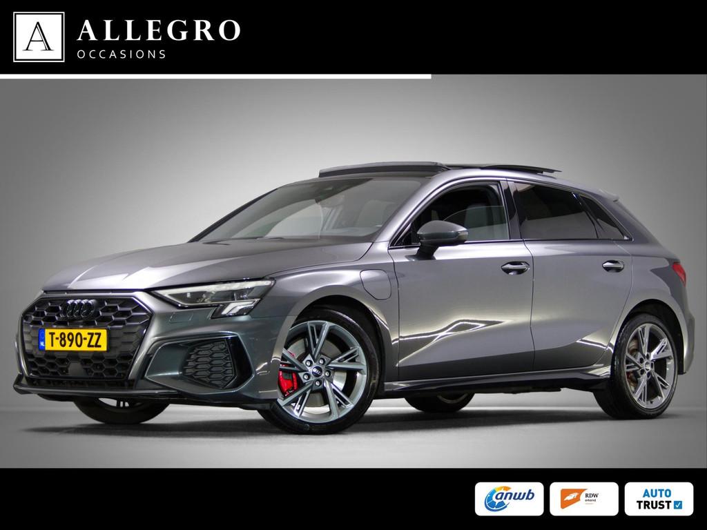 Audi A3 Sportback 45 TFSI e S-Line Edition Competition (BANG, Gebruikt, 4 cilinders, Leder en Stof, Hybride Elektrisch/Benzine