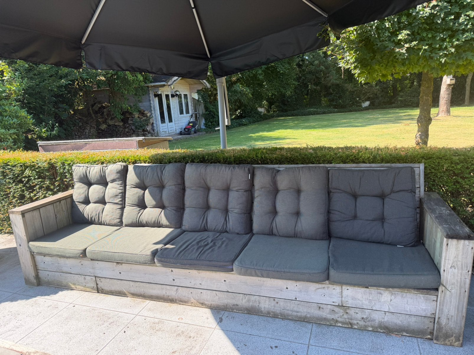 Robuuste houten loungehoek / loungeset, Ophalen, Zo goed als nieuw, Hout, Bank
