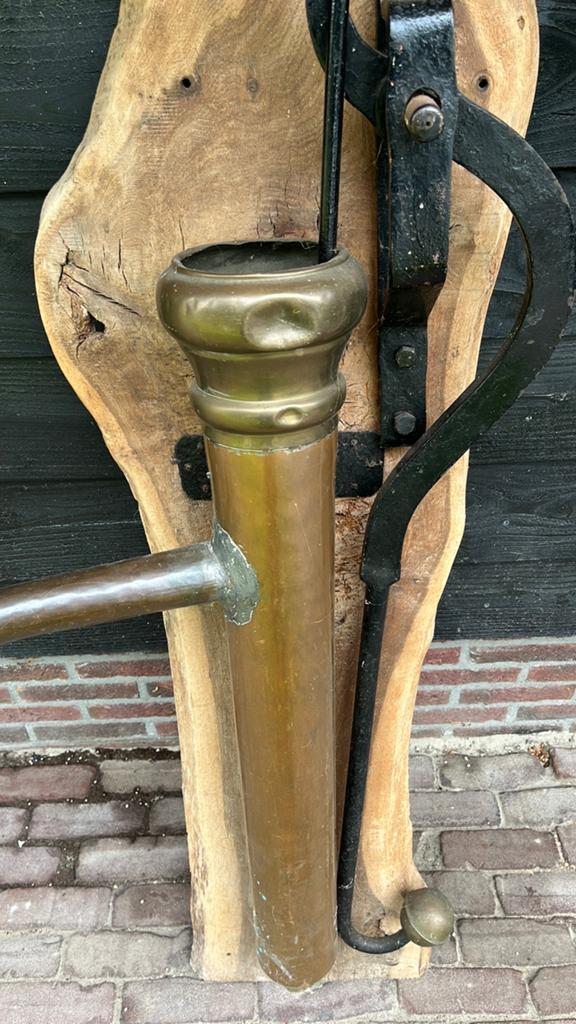 Antieke koperen pomp, Antiek en Kunst, Ophalen of Verzenden, Koper