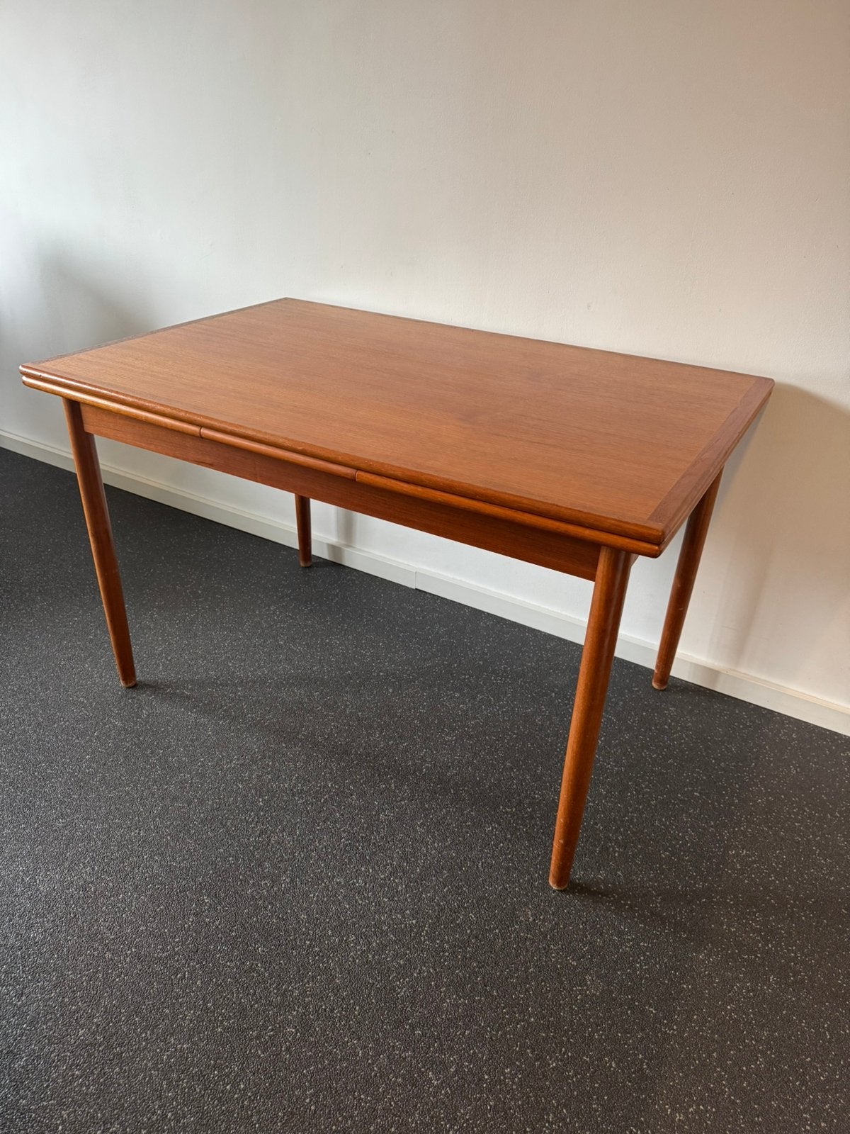 Vintage Deense Eettafel Mid Century Modern 60’s 70’s bureau, Ophalen of Verzenden, Zo goed als nieuw